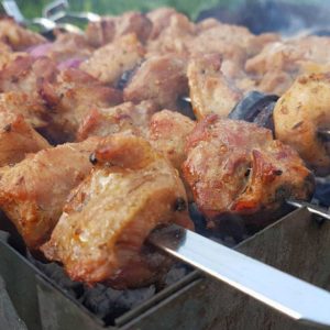 oppskrift grillspyd svin kylling